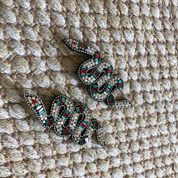 NWOT snake Swarovski crystal earrings - Picture 3 of 3